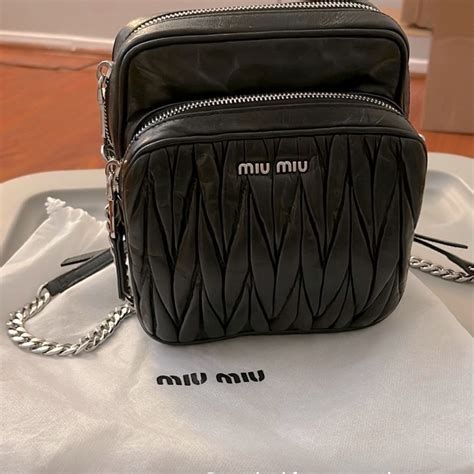 miu miu bandoliera